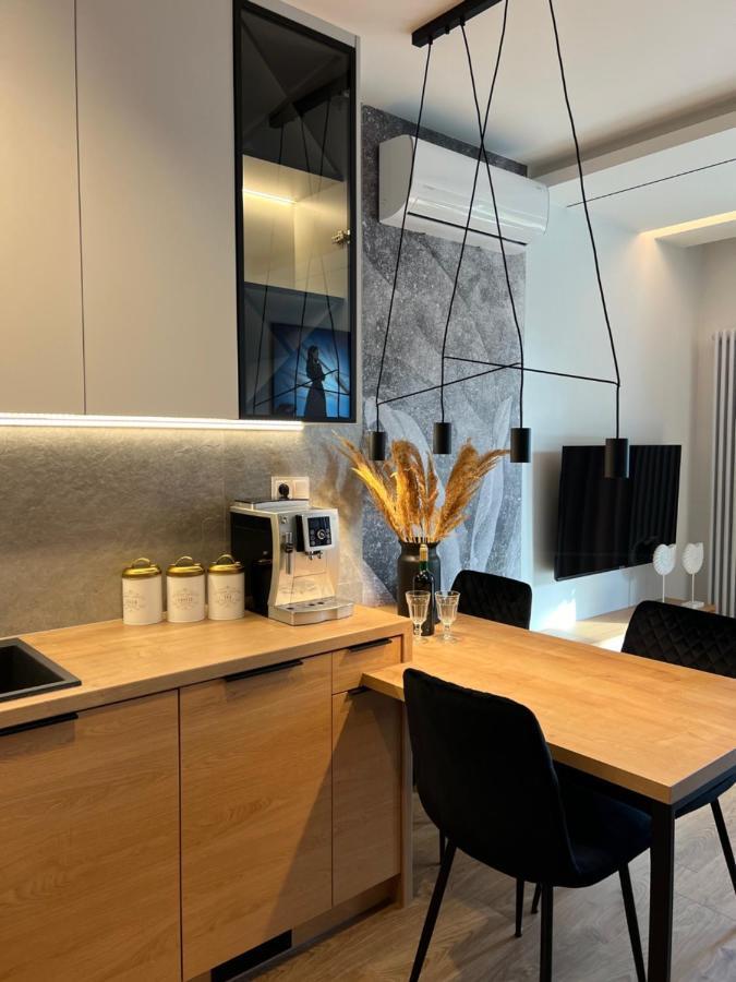 Family & Business Elegant Apartments Ul Lotnicza Centrum Galeria Korona - 1 Bedroom, Terrace, Air Conditioning, Garage - New! Kielce Exteriör bild
